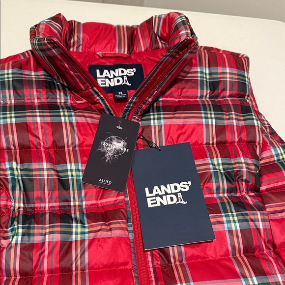 NWT 100% Down Red Plaid Puffer Women Vest Rugged Outdoor Durable Lands End 1X - Picture 6 of 16